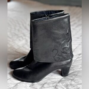 Umberto Raffini black boots 36 / 6.5 mid calf ankle heeled boots